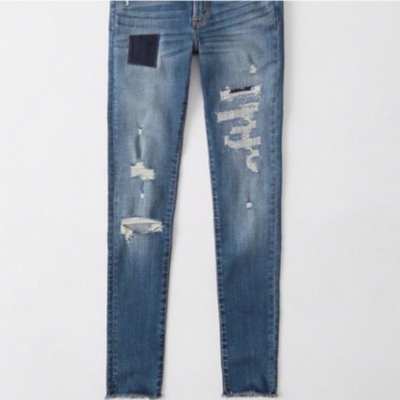 Abercrombie & Fitch Low Rise Super Skinny Jeans!! - Picture 2 of 8